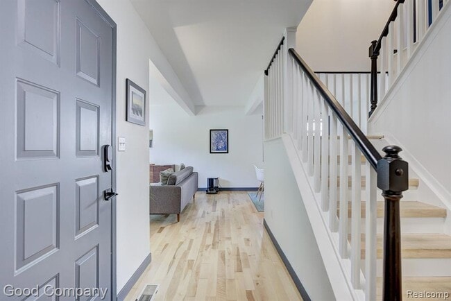 Photo - 41490 Hanford Rd