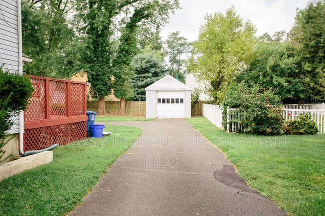 Photo - 220 S Church St