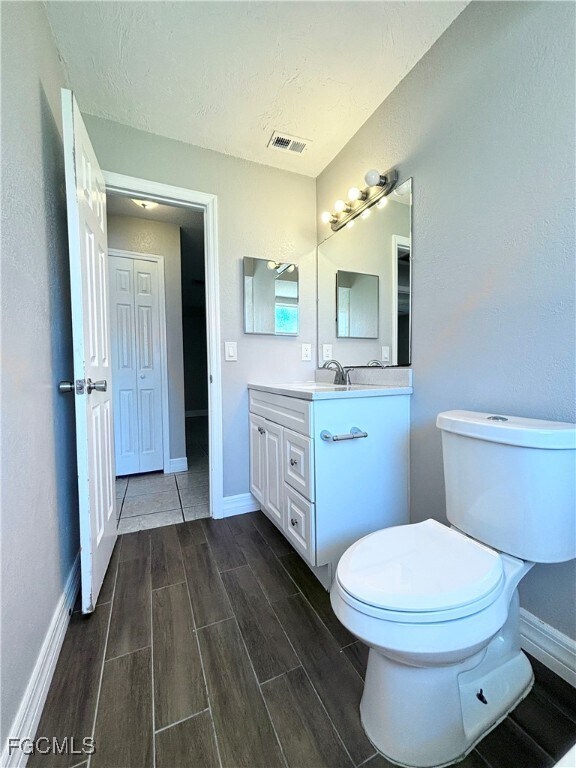 Photo - 5478 Avenue C