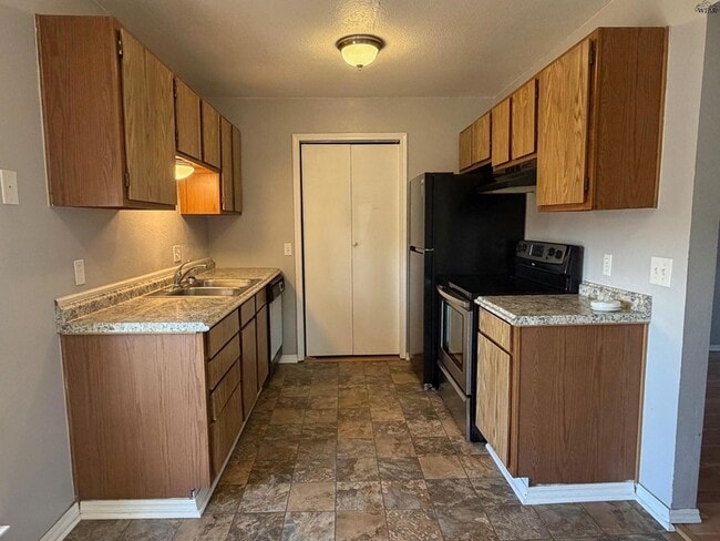 Photo - 4110 Faith Rd