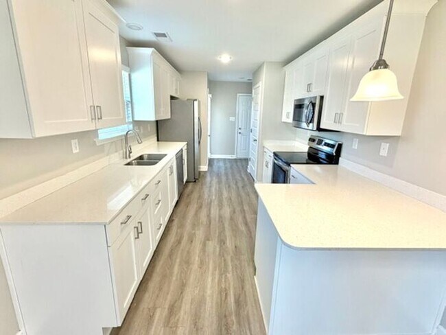 Photo - Now Leasing in Southaven @ Rasco Farms- 4-Bedroom 2.5 Bath Home-Availalbe Now!