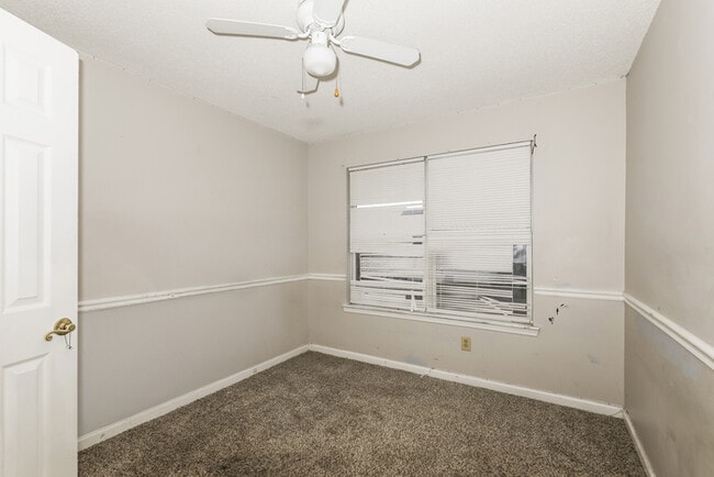 Photo - Fantastic 3bd/1.5ba home! Let yourself in!