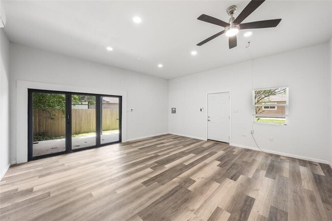 Photo - 1153 Brookswood Ave