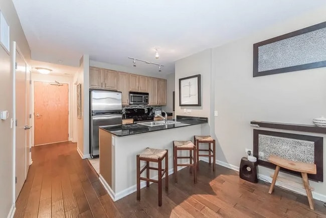 Photo - 350 N Desplaines St Condo
