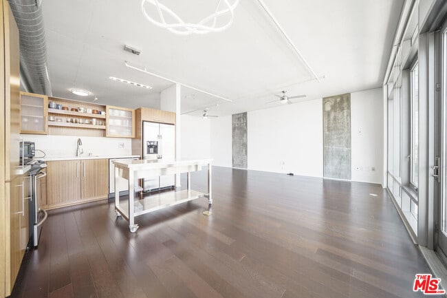 Photo - 1100 S Hope St Condo Unit 806