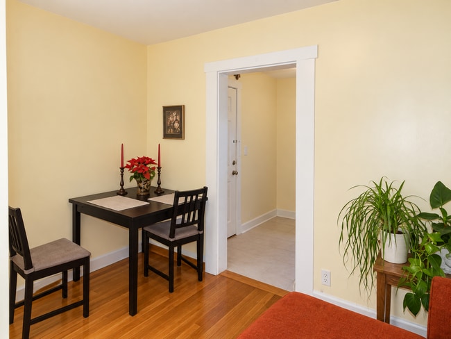 25 Andrew St Unit 25 Andrew