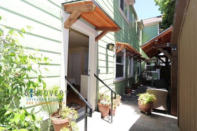 Photo - 3228 Boise St Unit Lower