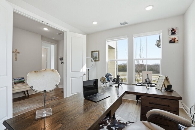 Photo - 4111 Olmsted Dr