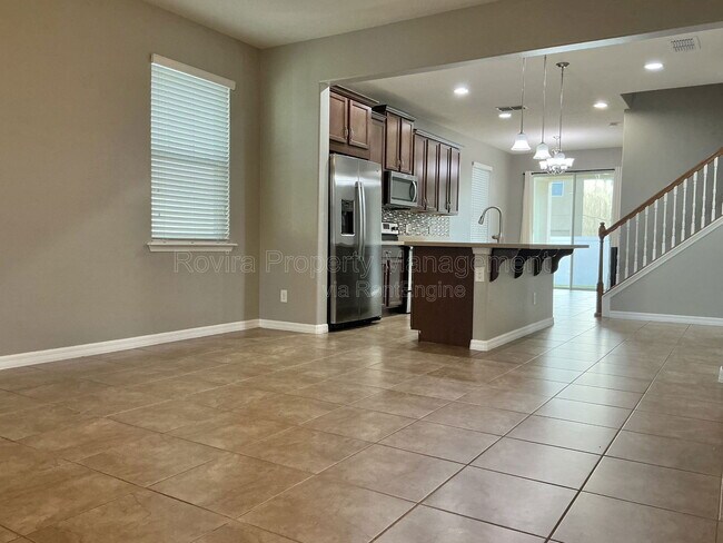 Photo - 5205 Northlawn Way