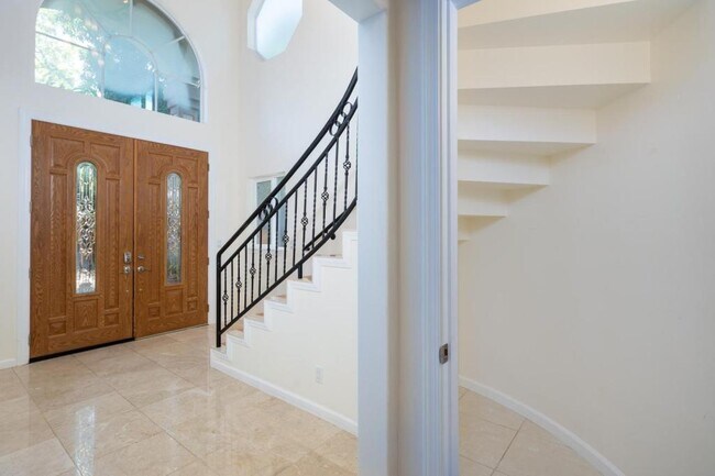 Photo - 841 20th Ave House