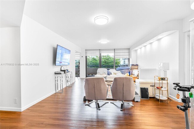 Photo - 19667 Turnberry Way Unit 3F