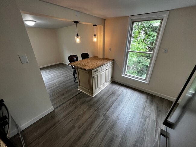 5 River St Unit 2nd Floor