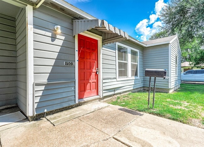 Photo - 1503 Acacia Dr