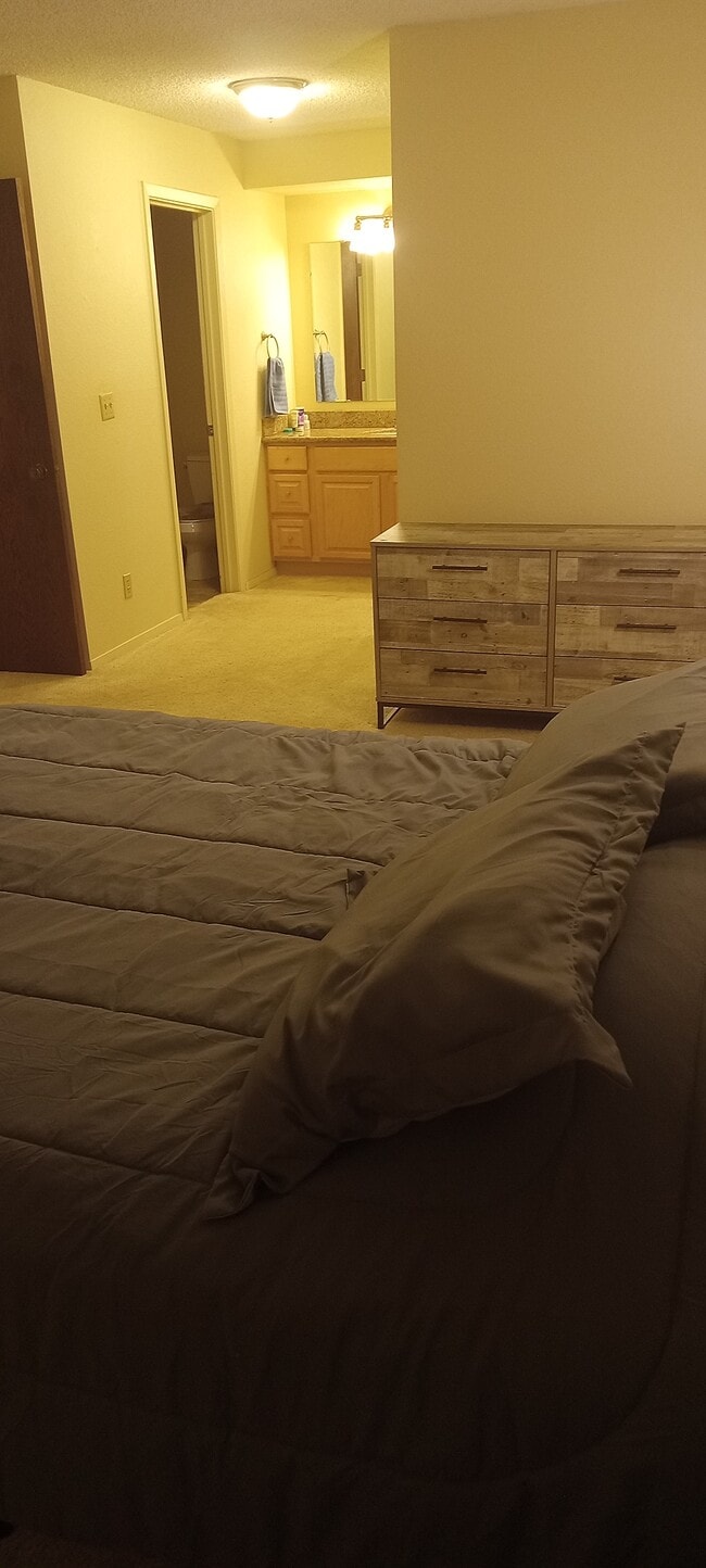 Photo - 1300 W 7th Ave Unit 000