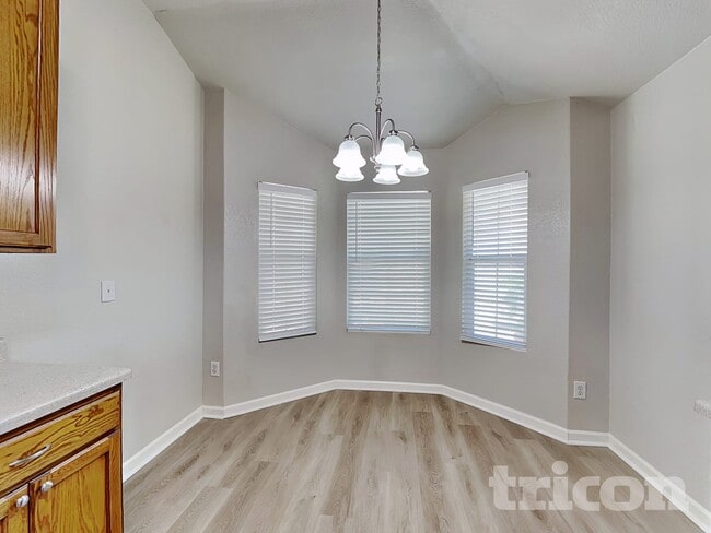 Photo - 9822 Vandenberg Way