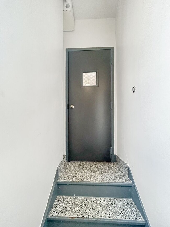 Photo - 101 E Lincoln Ave Unit 101 East Lincoln Avenue - 4A