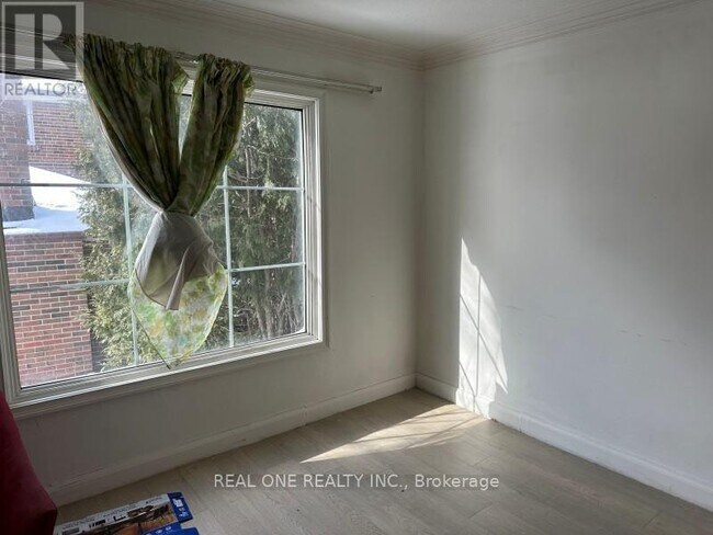 Photo - 22 Pleasant View Dr