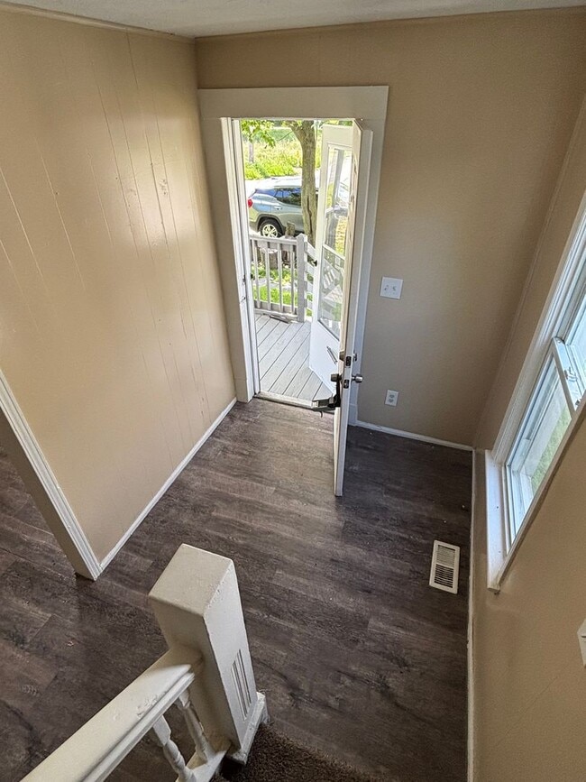 Photo - section 8 welcome, 4 bedroom, 1 bathroom s...