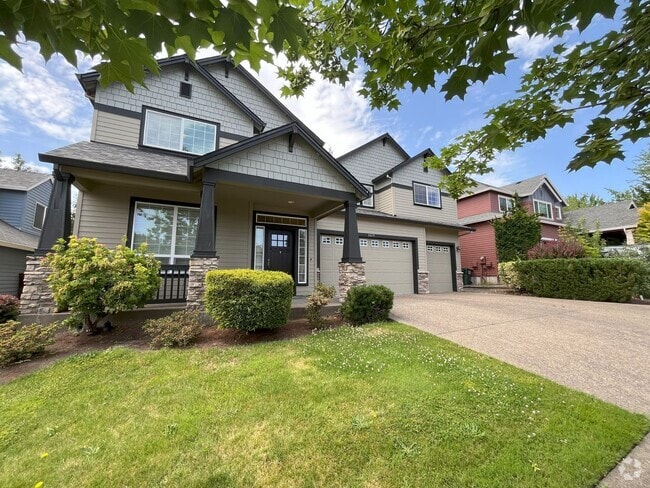 Building Photo - Elegant 5-Bedroom + Bonus Room Home with M...