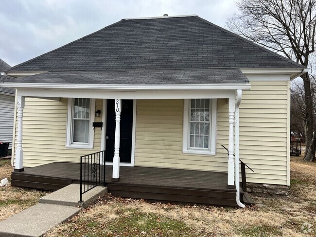 Building Photo - 2 Bed 1 Bath Rental