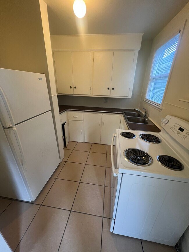 Photo - 540 W Wyeth St Unit 542 W Wyeth