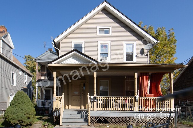 Cozy Studio Unit in Cleveland for Rent - Cozy Studio Apartment Unit in Cleveland for Rent Unit 4/D