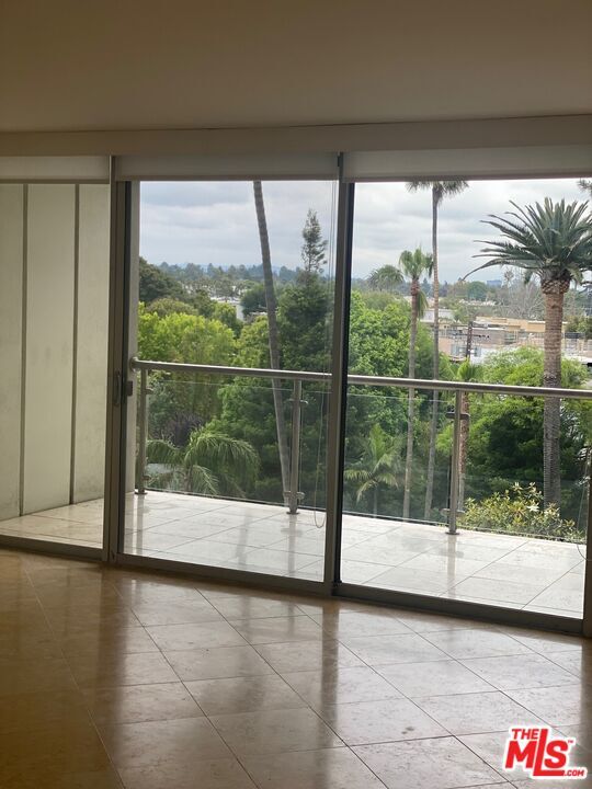 Photo - 201 Ocean Ave Unidad 710P Rental