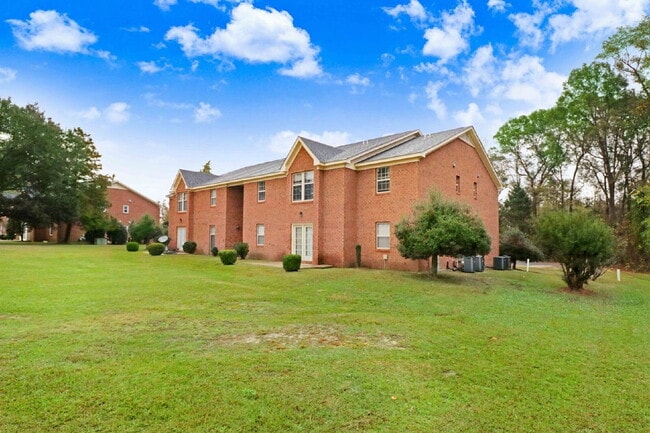 FOR RENT in Waynetique Apts ~ 2 Bedroom, 2 Bathroom Apartment in Goldsboro *Excellent Wayne Memor...