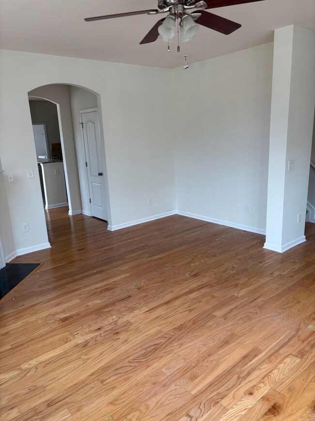 Photo - Renovated 3Bd, 2.5Ba End Unit Lake Norman Townhome with Fenced-in Yard and 1 Car Garage Coming Soon