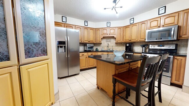 620 Harmon Cove Tower