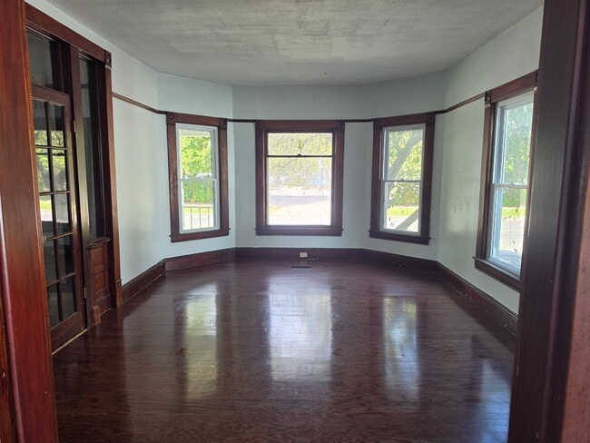 Photo - 11 Owego St