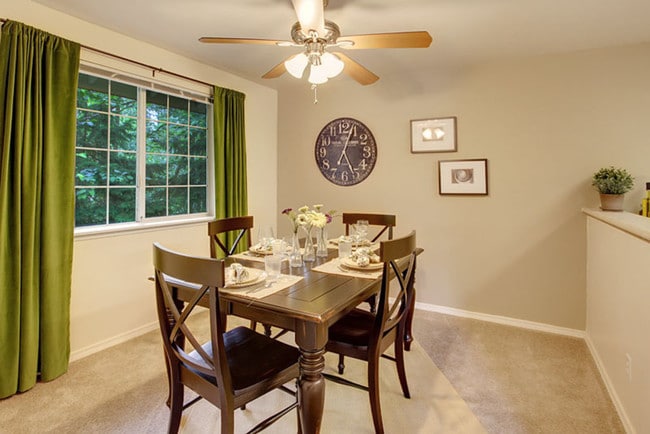 Dining Area - Greystone Meadows