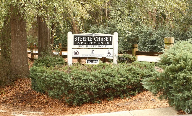 Photo - Steeplechase Apartments