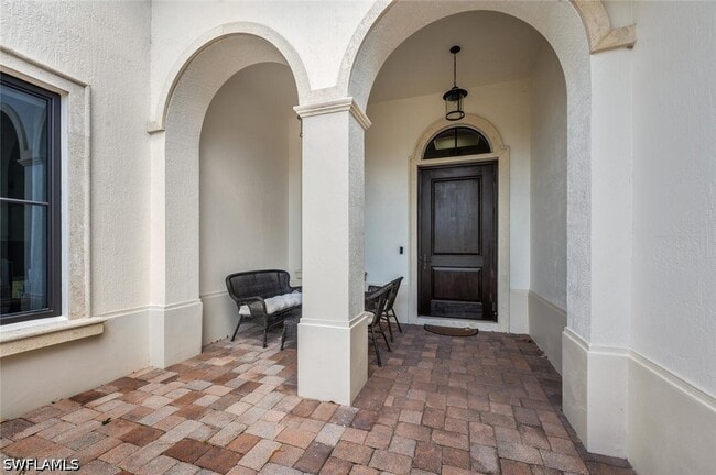 2343 Traditions Ct