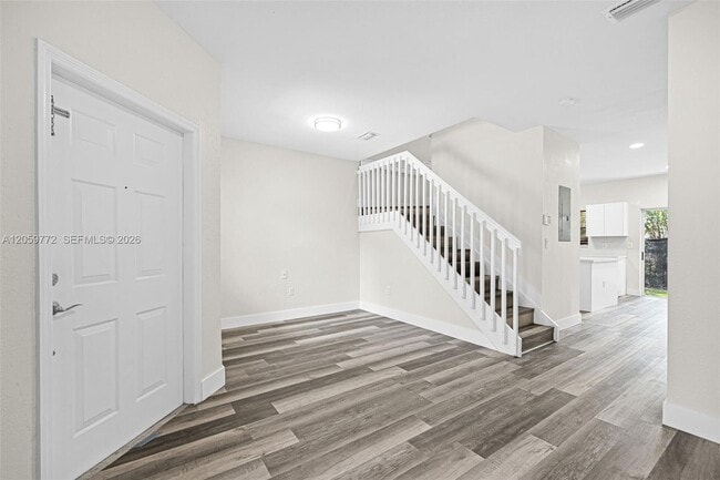 Photo - 1681 SE 30th St