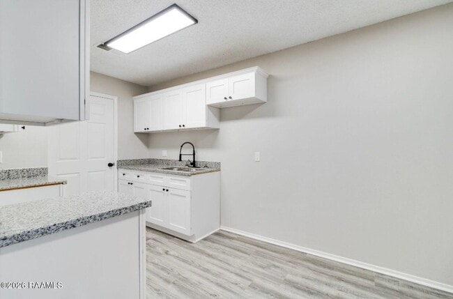 Photo - 107 Meudon St Unit D