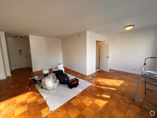 Building Photo - 236 E 36th St Unit 12H Rental