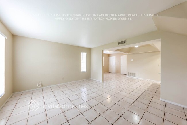 Photo - 2349 W Garden Dr