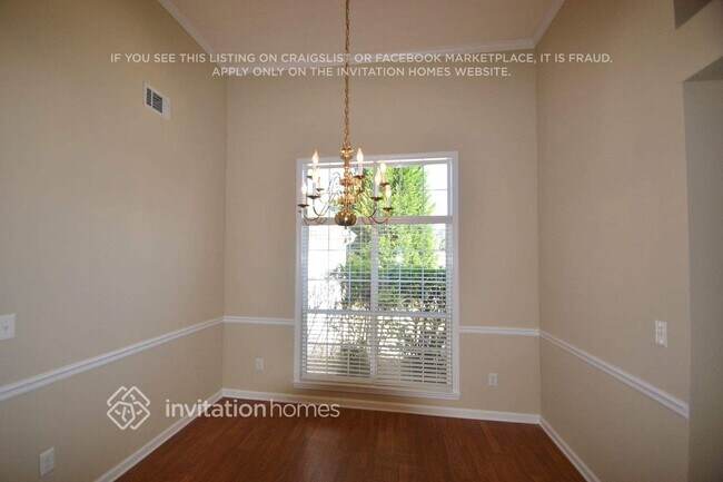 Photo - 290 Baldwin Ct