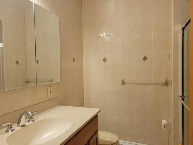 Photo - 3628 166th St Unidad Second Floor