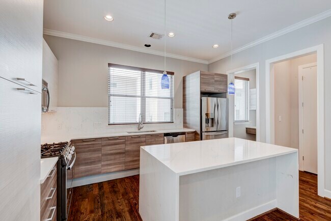 Photo - 1220 Summer St