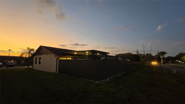 Photo - 4737 SW 135th Pl