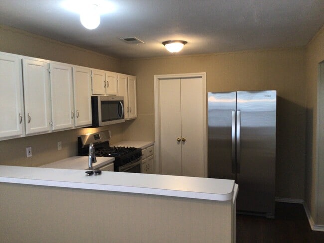 Photo - 3430 Maymist Dr