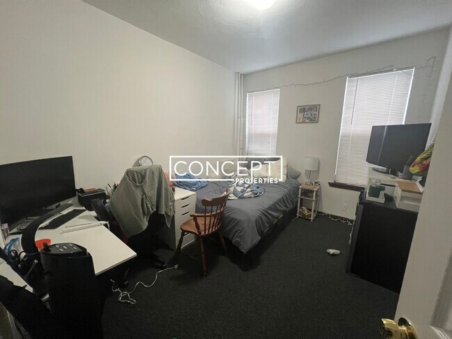 Photo - 10 Parker Hill Ave Unidad 1