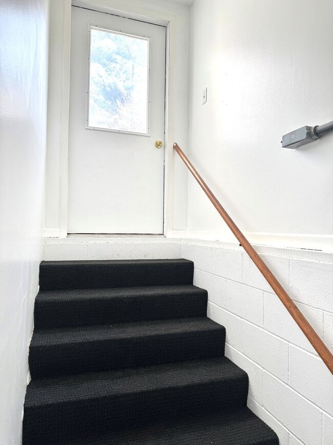 Photo - 705 W Olin Ave Unit #2