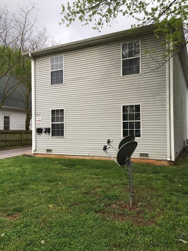 Photo - 1519 N Missouri Ave Unit C