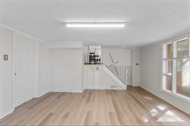 Photo - 9967 Verree Rd