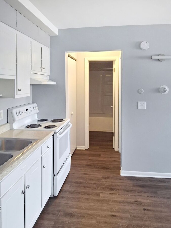 Photo - 531 W 20th St Unit 29