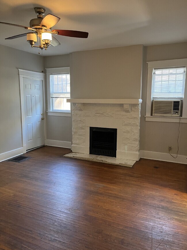 Photo - GREAT LEASE OPPORTUNITY 1 BEDROOM 1 BATH  GREAT LOCATION NASHVILLE, TN Unidad 1