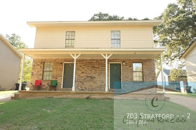 Building Photo - 703 Stratford Dr Unit 2 Rental